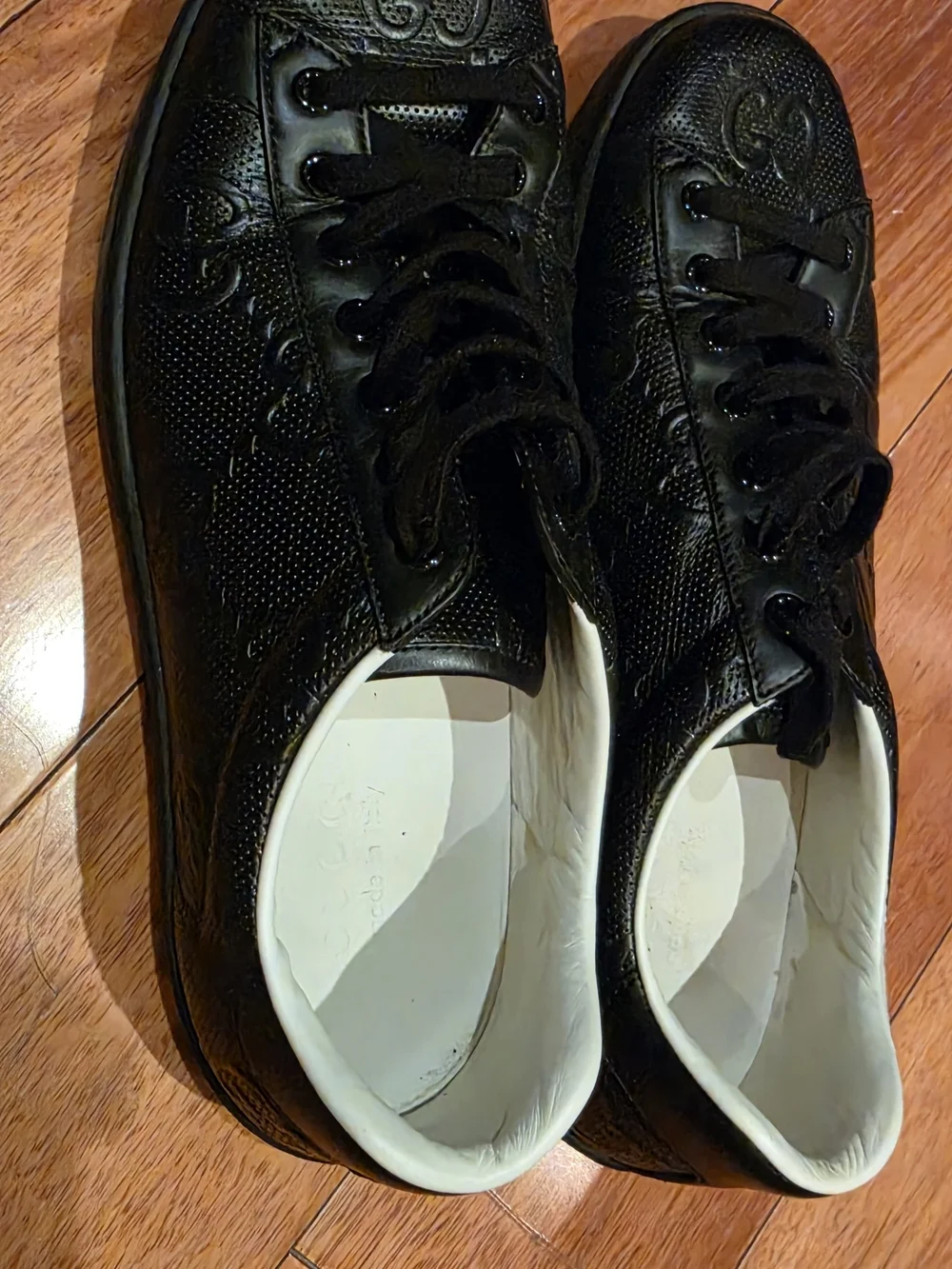 Gucci Black Perforated Leather Men’s Lace-Up Sneakers - Picture 3 of 6